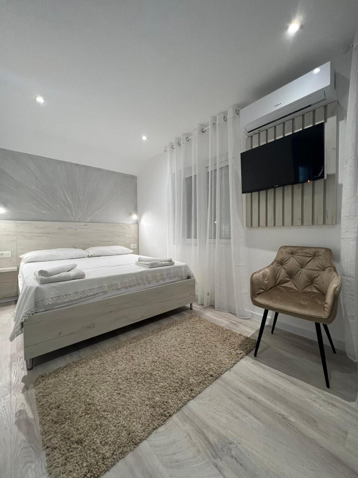 Apartments Hillside Ulcinj Ngoại thất bức ảnh